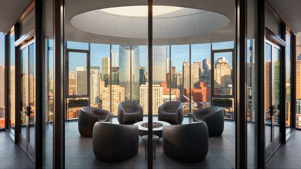 Penthouse lounge fire pit