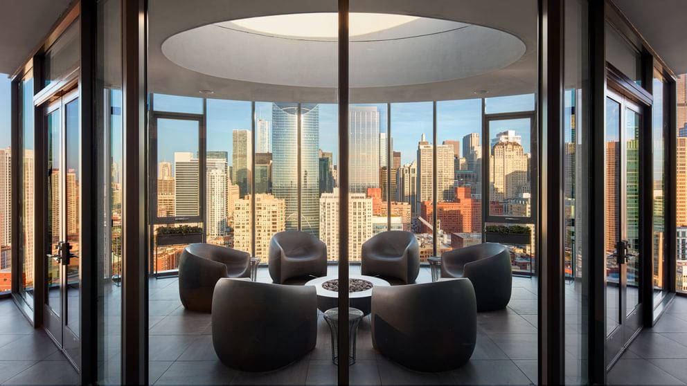 Penthouse lounge fire pit